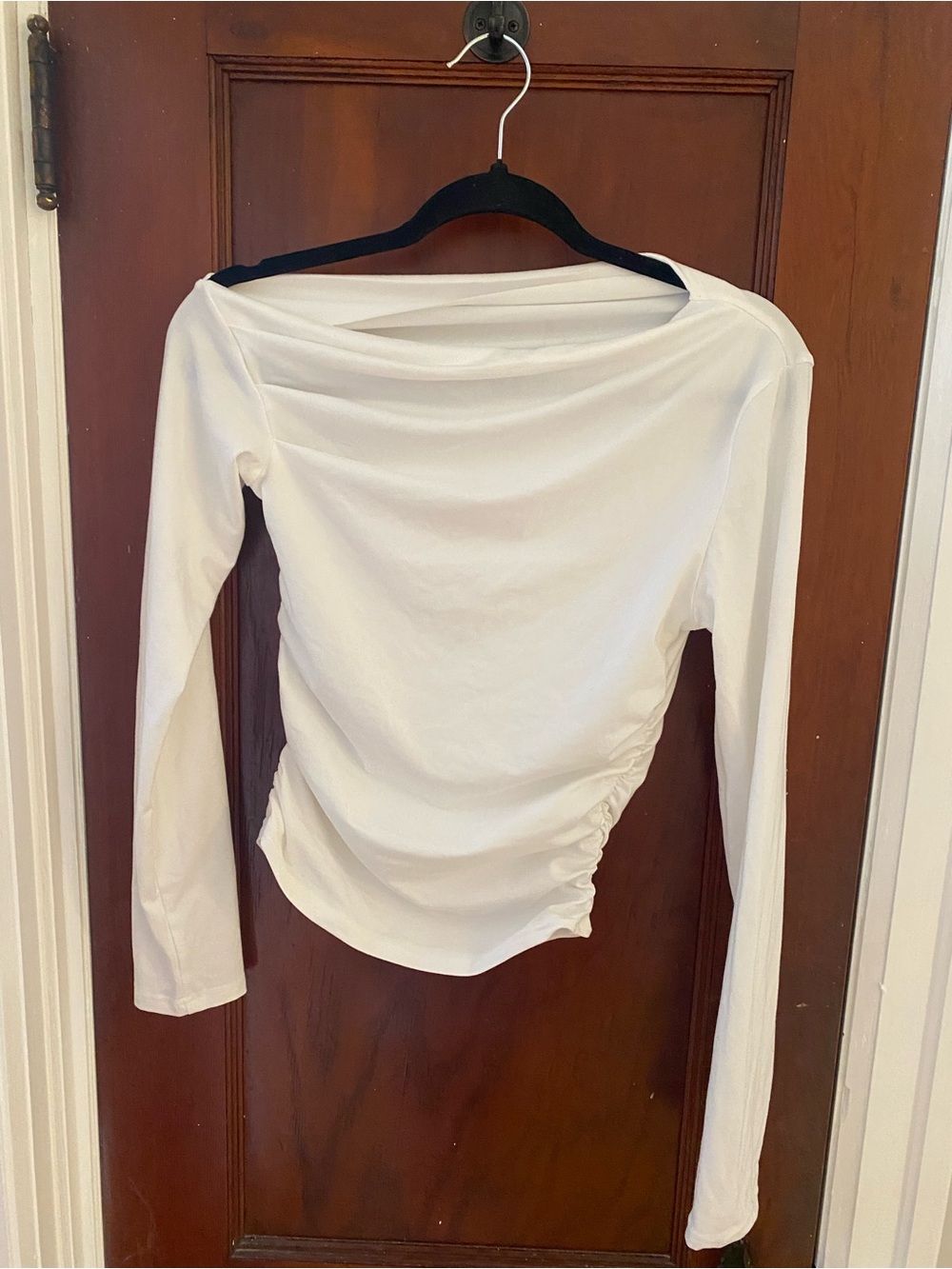 Women’s Off-Shoulder Long Sleeve Top in white